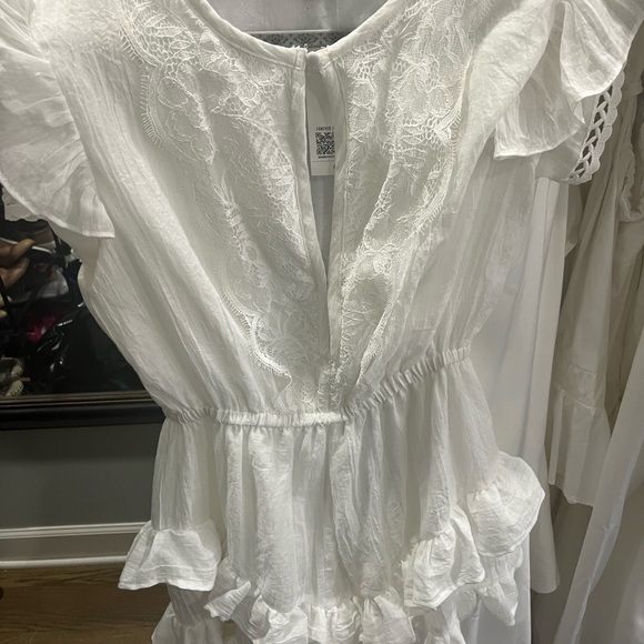 White Lace Ruffle Romper - Picture 4 of 5